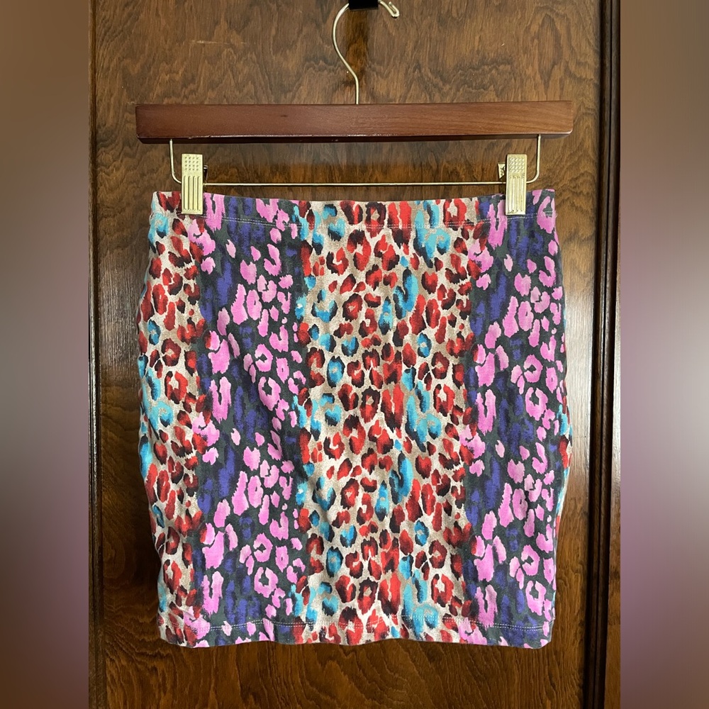 Early to Mid- 2000s Forever21 Mini Skirt